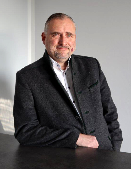 Dipl.-Ing. Dr.-Ing Thomas Fliß
