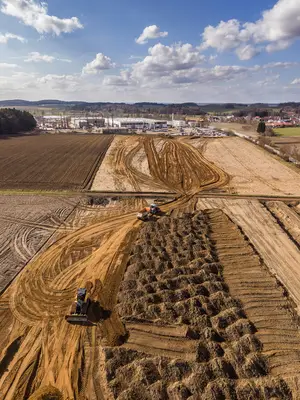 A new production and logistics hall is being built east of the existing site.